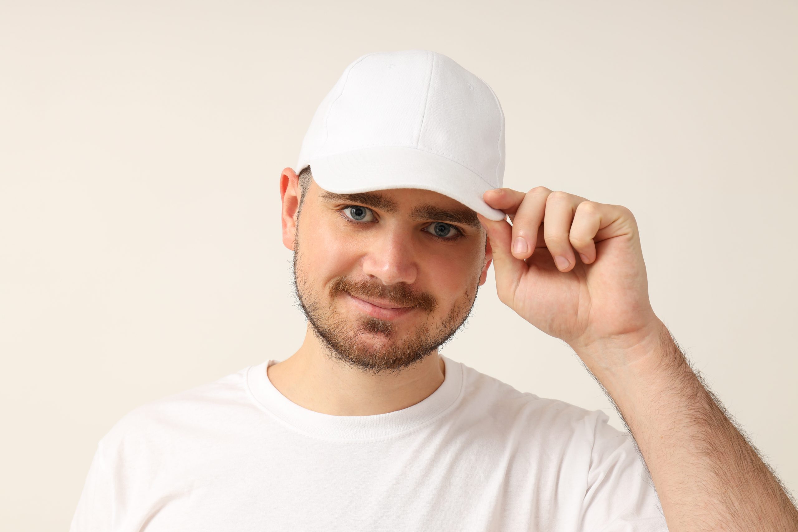 Cuándo me puedo poner gorra después de un injerto capilar